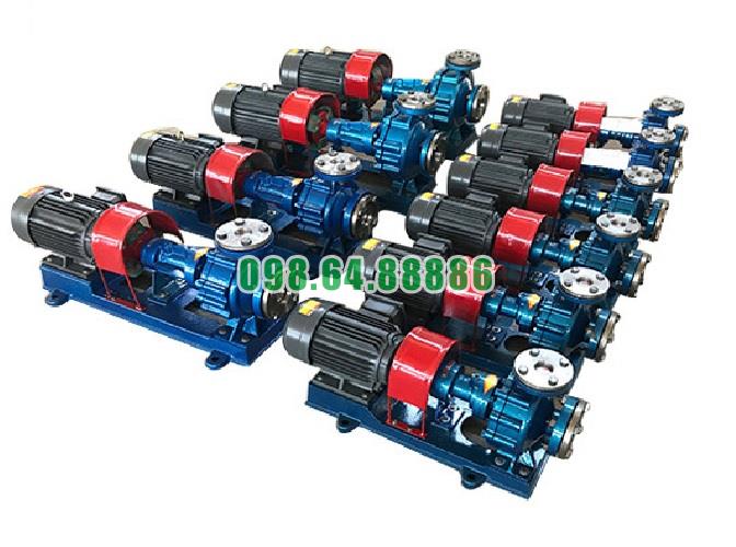 Bơm ly tâm dầu tải nhiệt RY100-65-200A công suất 22 kW, lưu lượng 94 m3/h, cột áp 44 m